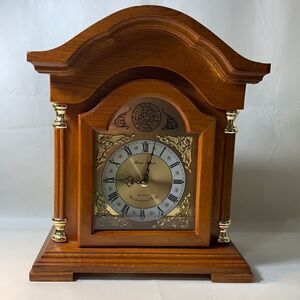 Daniel Dakota Westminster Chime Vintage Quartz Beautiful Chimes Brown Wood